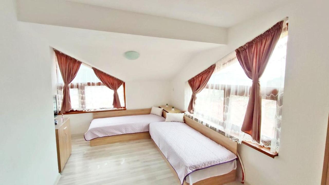 Къща За Гости Орфей Smolyan Exteriör bild